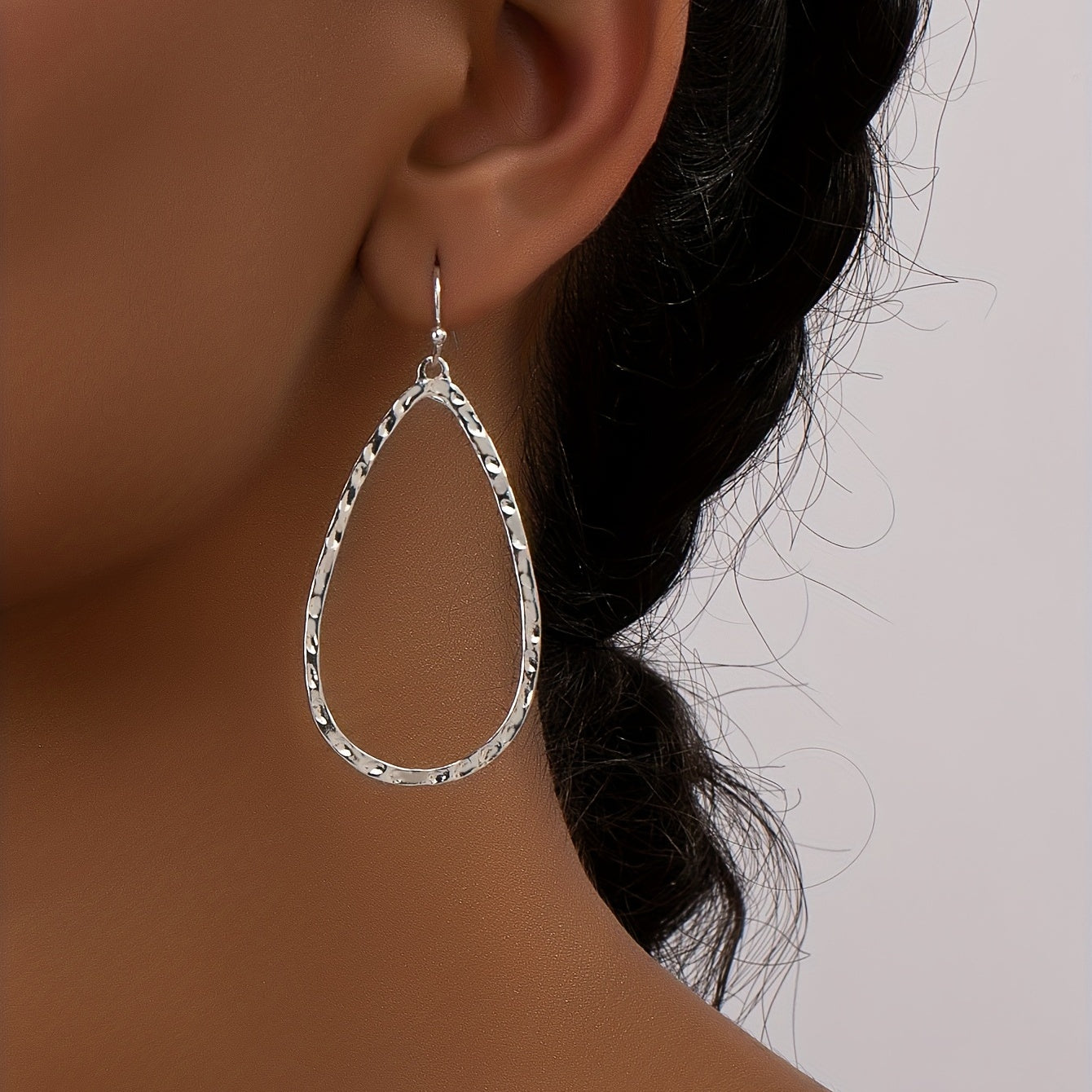 Simple Water Drop Earrings - Durable, Stylish Accessory for Everyday Wear