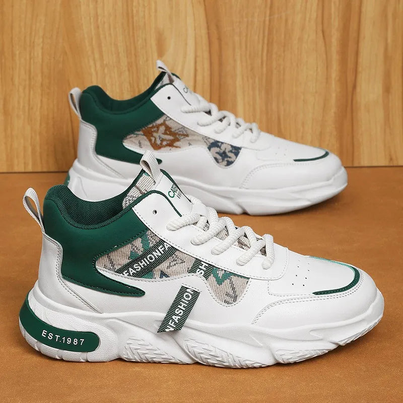 New Sports and Leisure Flat Shoes with Anti slip Suede Running and Men's Sports Skateboard Shoes