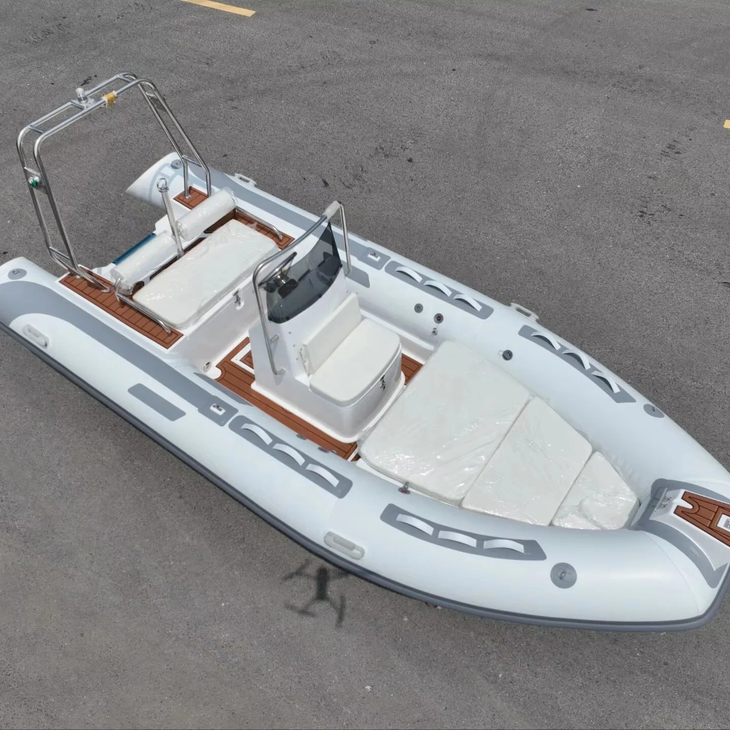 Season Is Starting CE Italy Rowing Boat with Fiberglass Hull Inflatable Rib Design for Sale