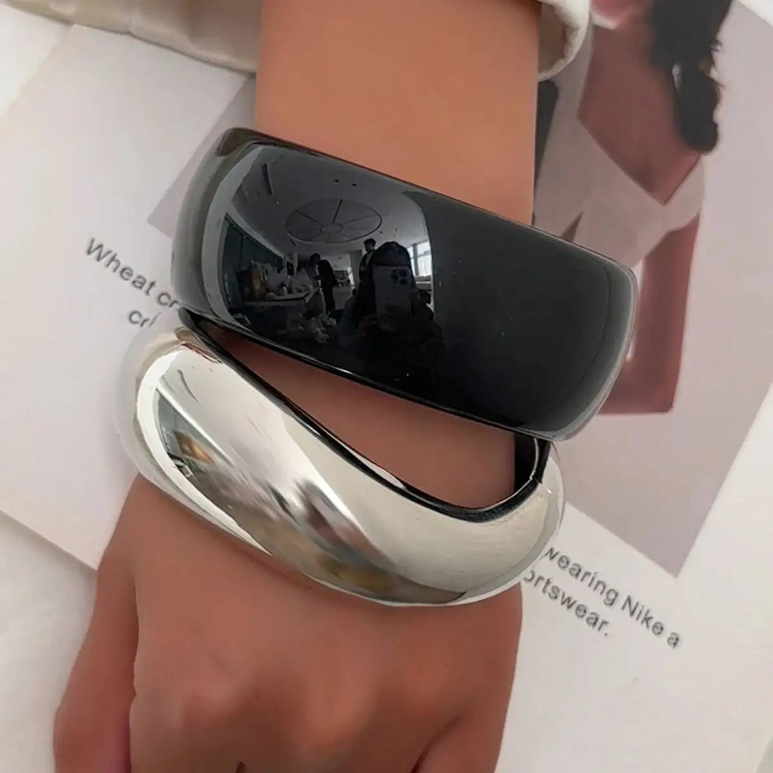 Ingemark Vintage Punk Chunky Resin Acrylic Bangles for Women Fashion Statement Goth Geometric Wide Bracelets New Year Jewelry