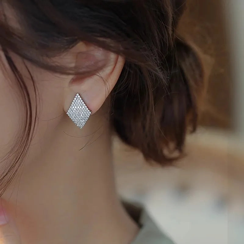 Huitan Fashion Contracted Women's Earrings Geometric Shaped Cubic Zirconia Earrings Bling Bling Exquisite Female Modern Jewelry