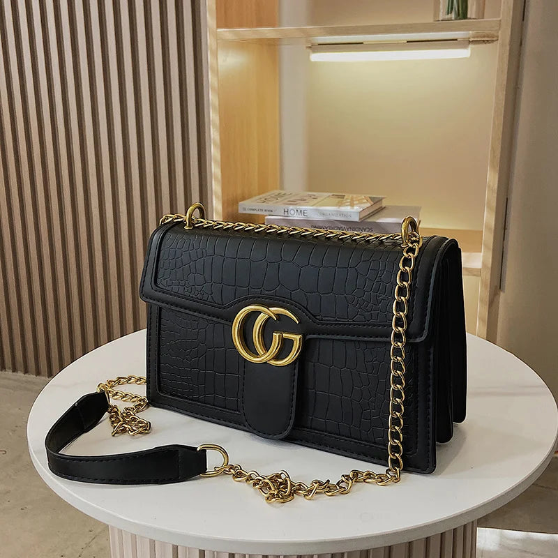 2025 Designer's New Style Bag - Trendy Fashion Trend Embossed Chain Bag - Versatile Shoulder Bag - Underarm Women's Bag