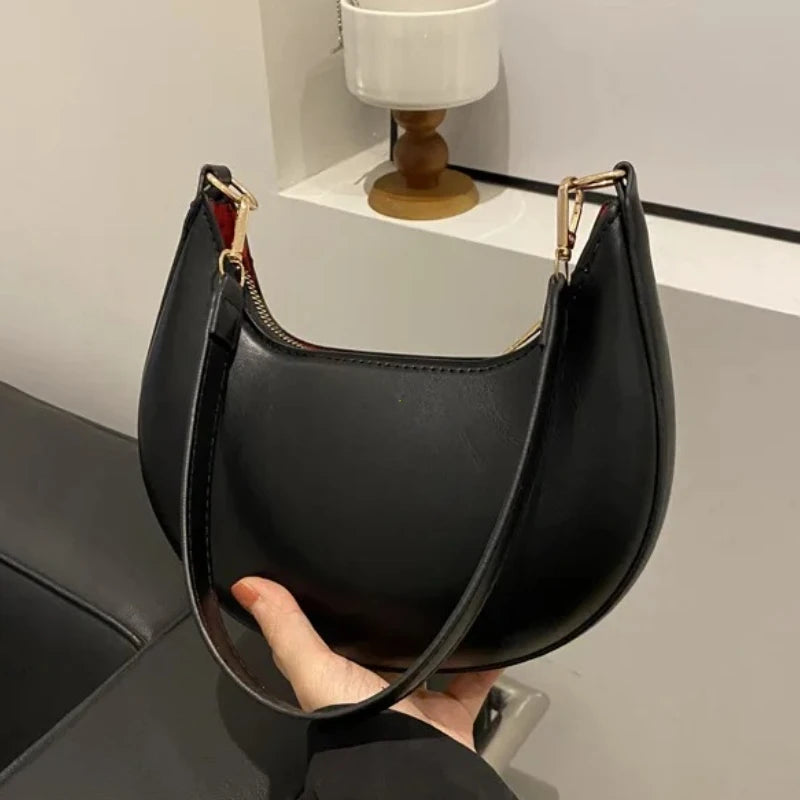 New Fashionable High-end Moon-shaped Baseball Bag Showing Luxury Women's Single Shoulder Bag Elegant Lady Handbags and Purses